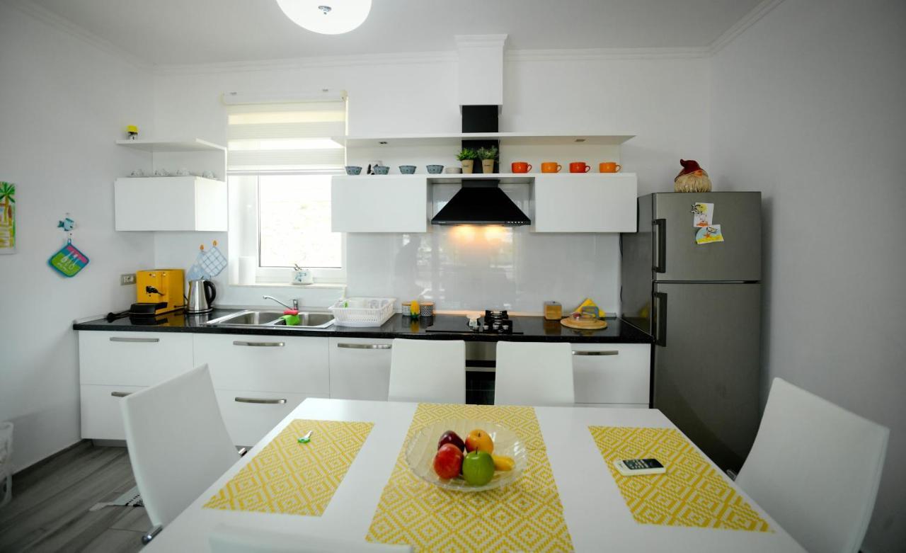Vila Rina At Aquamarine Residence Vlore Ngoại thất bức ảnh
