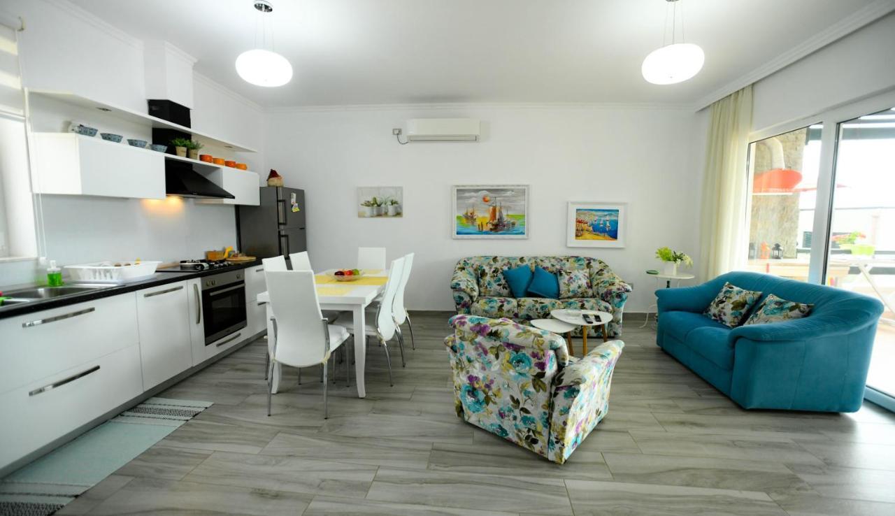 Vila Rina At Aquamarine Residence Vlore Ngoại thất bức ảnh