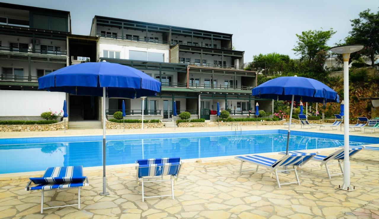 Vila Rina At Aquamarine Residence Vlore Ngoại thất bức ảnh