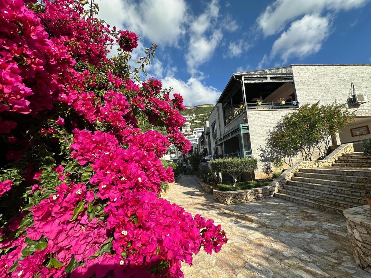 Vila Rina At Aquamarine Residence Vlore Ngoại thất bức ảnh