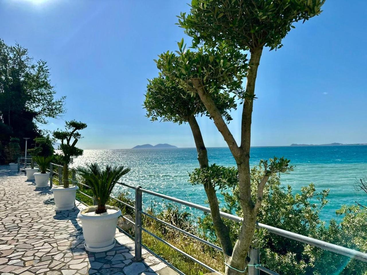 Vila Rina At Aquamarine Residence Vlore Ngoại thất bức ảnh