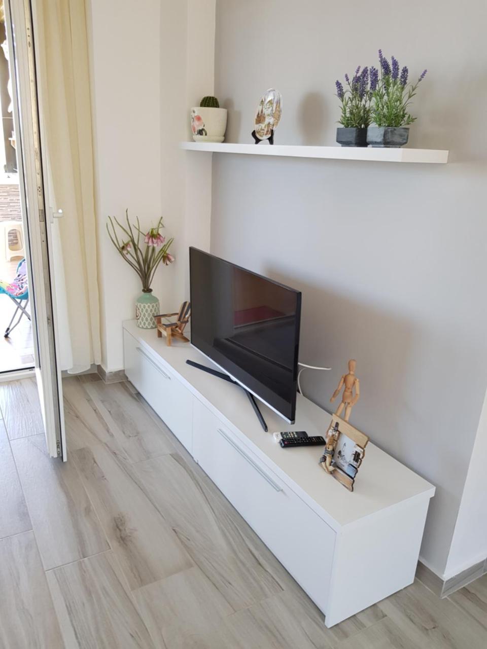 Vila Rina At Aquamarine Residence Vlore Ngoại thất bức ảnh